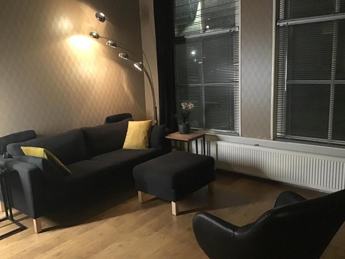 De Ferver Leeuwarden Exteriör bild