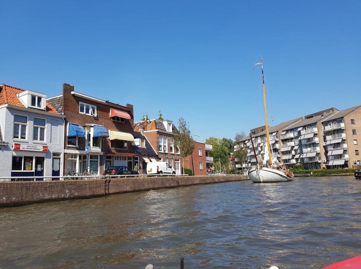 De Ferver Leeuwarden Exteriör bild